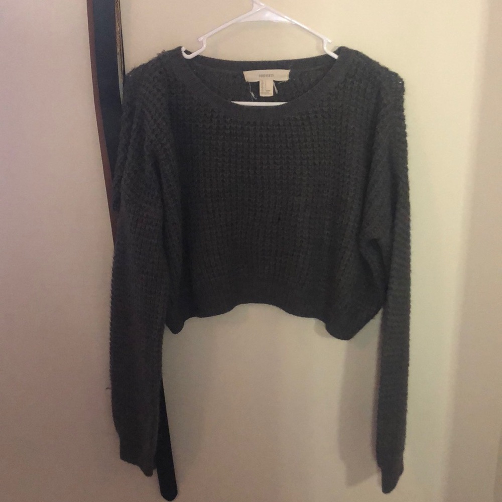 Crop sweater
